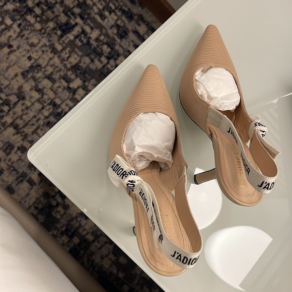 J'ADIOR SLINGBACK PUMP .. size 38.5 - Picture 2 of 3